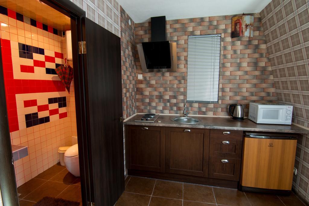Dragomir Apartments Cherkasy Room photo