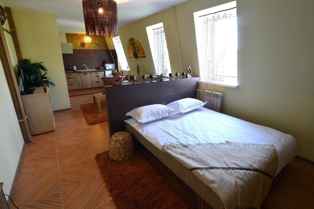 Dragomir Apartments Cherkasy Room photo